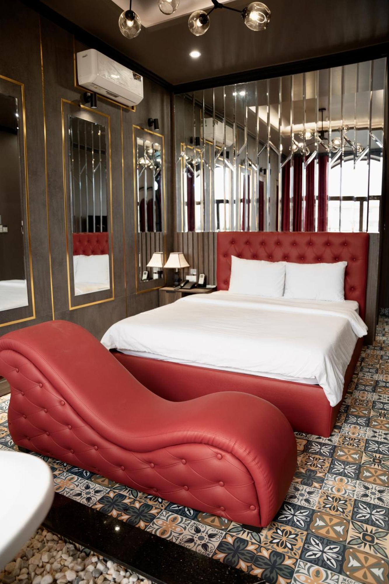Tuyet Suong Hotel Quảng Ngãi Extérieur photo