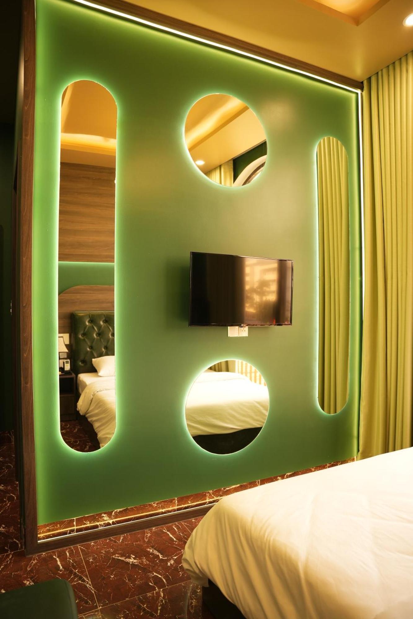 Tuyet Suong Hotel Quảng Ngãi Extérieur photo