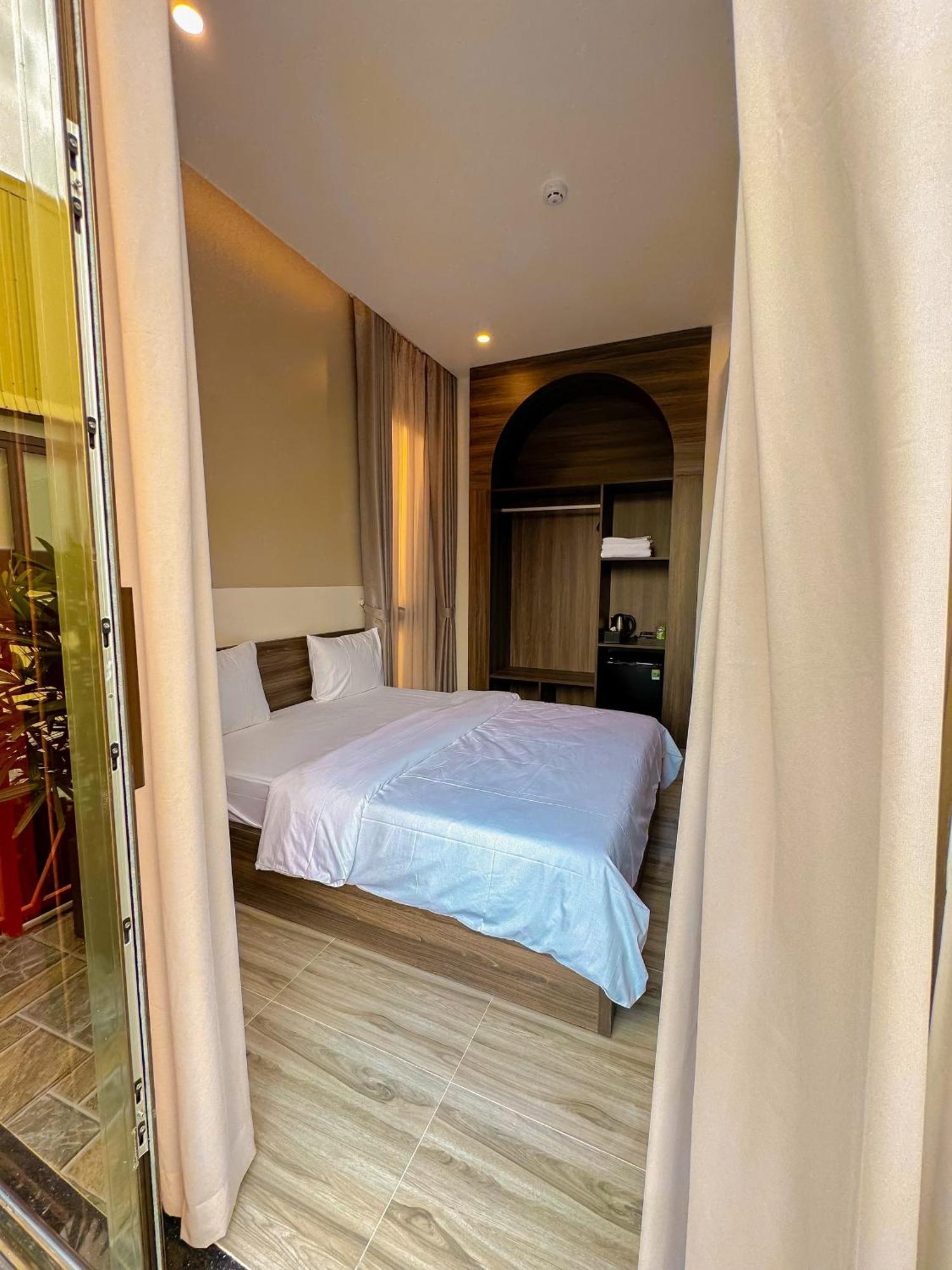 Tuyet Suong Hotel Quảng Ngãi Extérieur photo